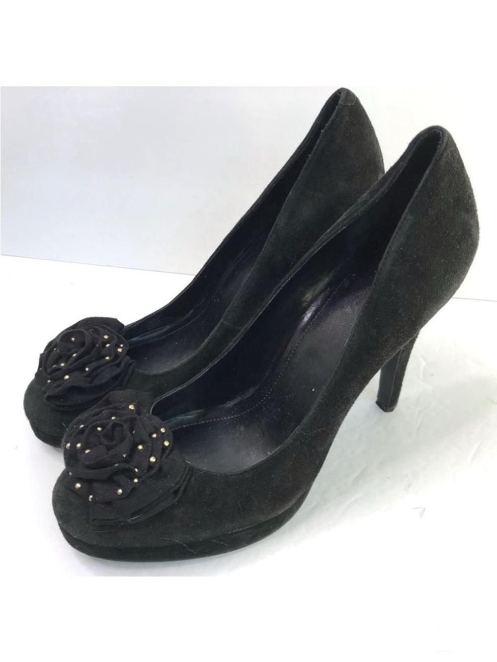 BCBGENERATION Black Leather Suede Heels Size 9 Studded Rose Embellishment